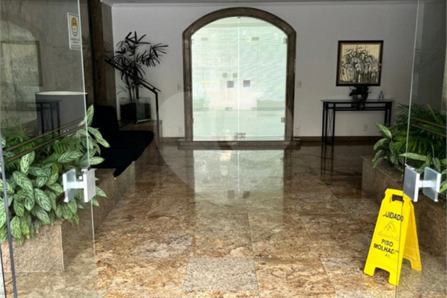 Apartamento à venda com 2 quartos em Bela Vista, São Paulo, SP