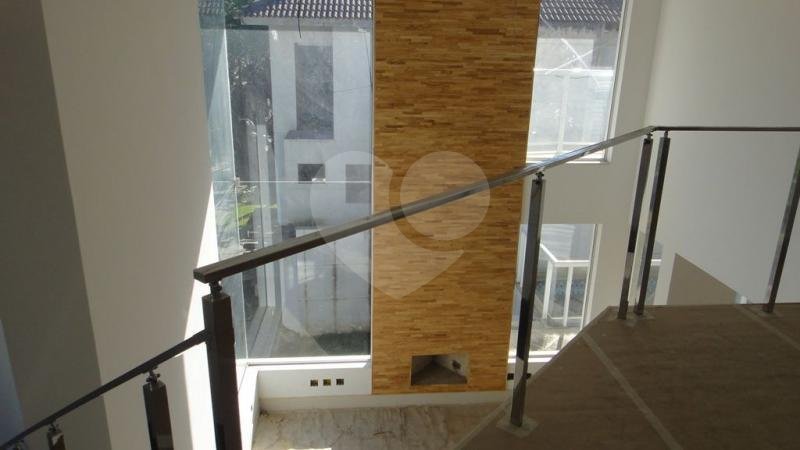 Casa à venda com 3 suítes no condomínio Villa Castanheira, São Paulo - SP