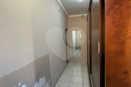Casa à venda com 3 quartos, sendo 1 suíte, em Vila Galvão, Guarulhos, SP