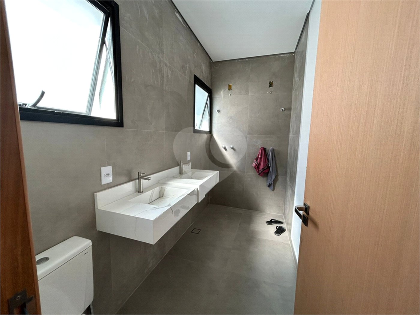 Casa à venda com 3 quartos, sendo 1 suíte, no condomínio Ibiti Reserva, Sorocaba - SP