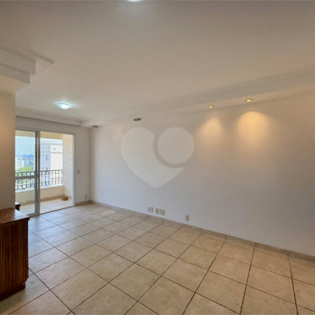 Apartamento à venda com 2 quartos, sendo 1 suíte, em Jardim Marajoara, São Paulo, SP