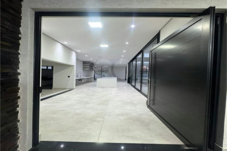 Casa à venda com 4 quartos, sendo 3 suítes,  no condomínio Alphaville Castelo, Itu - SP