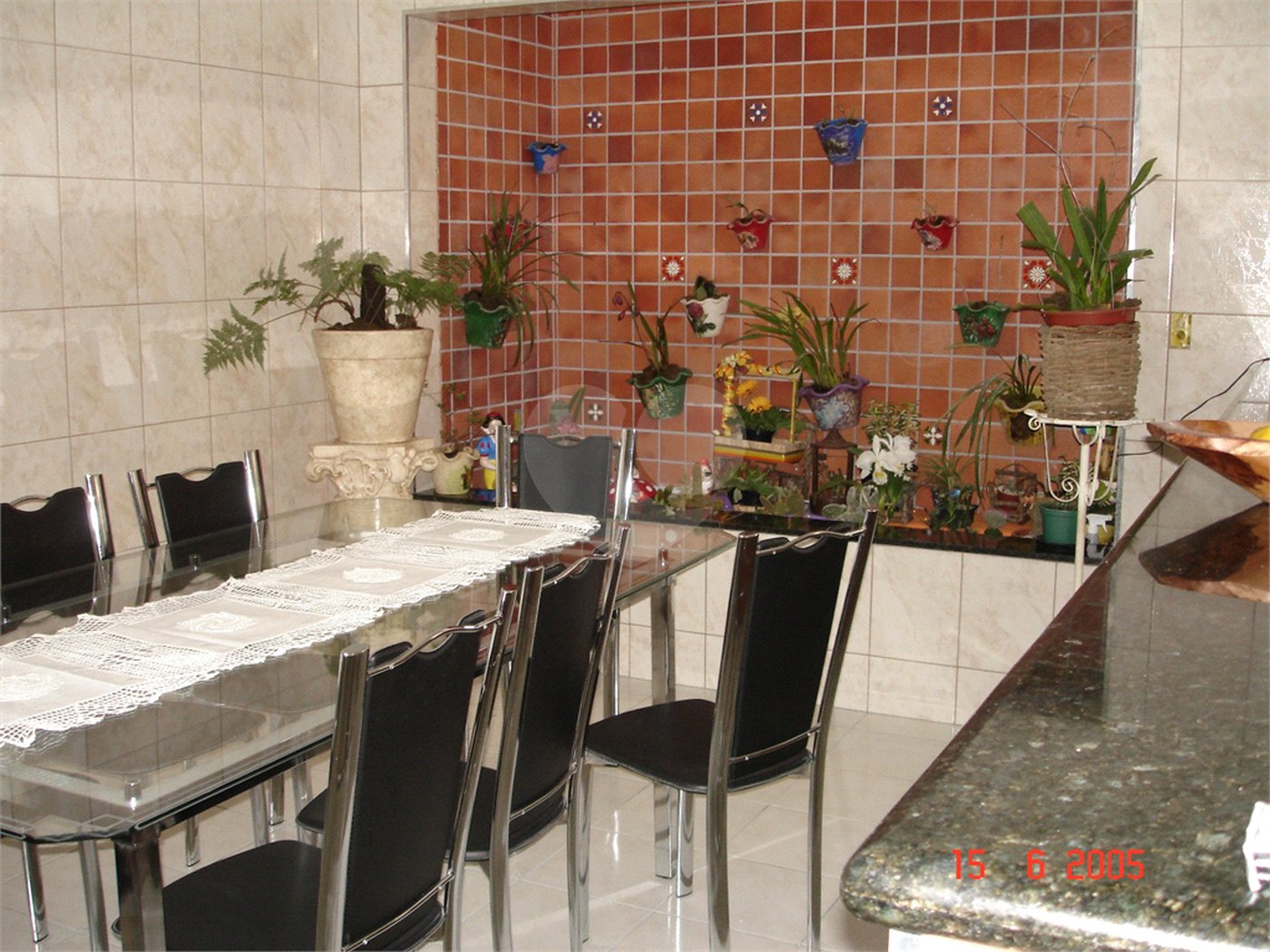 Casa à venda com 4 quartos, sendo 1 suíte, em Vila Paulicéia, São Paulo, SP