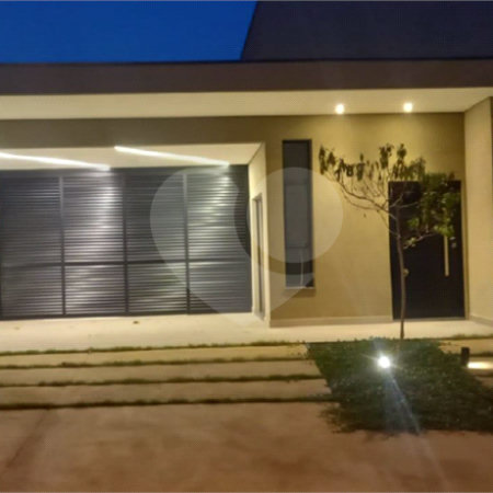 Casa à venda com 3 quartos, sendo 1 suíte, no condomínio Lagos D Icaraí, Salto - SP