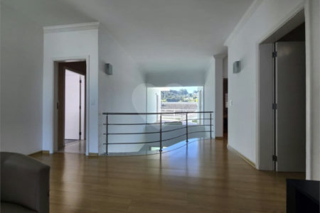 Casa à venda com 3 suítes no condomínio Villagio Di Verona, Vinhedo - SP