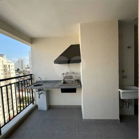 Flat à venda com 2 quartos em Vila Firmiano Pinto, São Paulo, SP