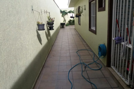 Sobrado à venda com 4 quartos, sendo 1 suíte,  em Brooklin Paulista, São Paulo, SP