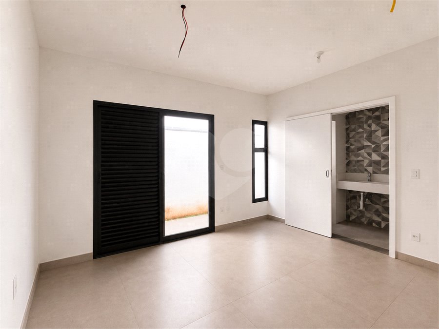 Casa à venda com 3 suítes no condomínio Campos do Conde I e II, Sorocaba - SP