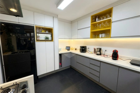 Casa à venda com 3 quartos, sendo 1 suíte, em Brooklin Paulista, São Paulo, SP