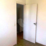 Casa à venda com 3 quartos, sendo 1 suíte, no condomínio Vila das Macieiras, São Paulo - SP