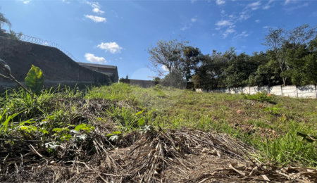 Terreno à venda em Nova Gardênia, Atibaia, SP
