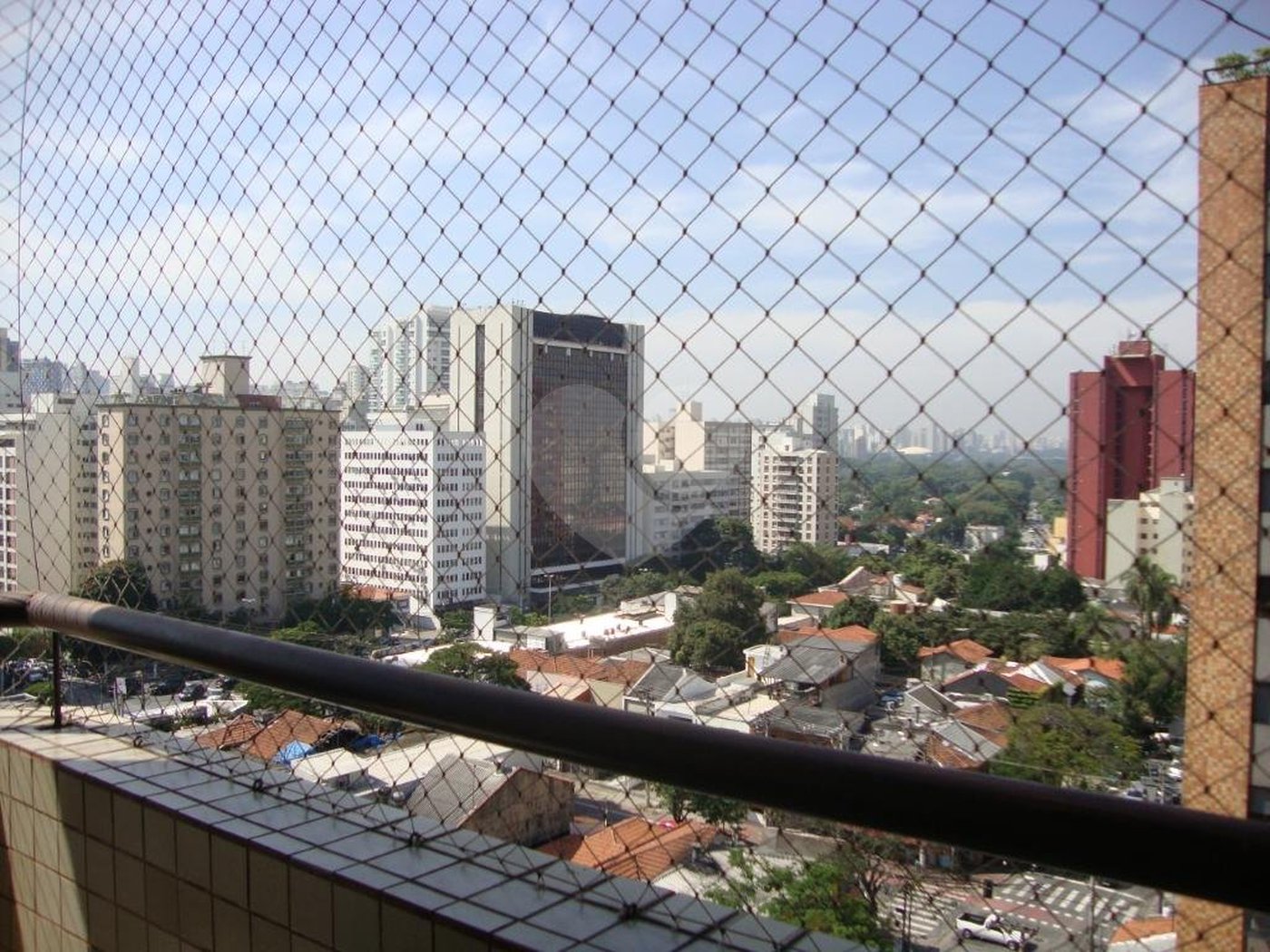 Apartamento à venda com 3 quartos, sendo 1 suíte,  em Pinheiros, São Paulo, SP