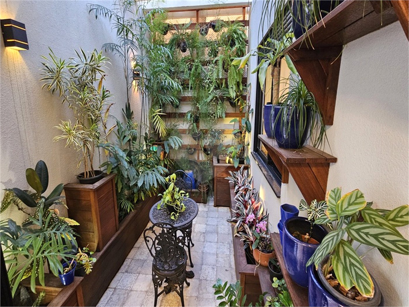 Casa à venda com 3 suítes no condomínio Jardim Residencial Dona Maria José, Indaiatuba - SP