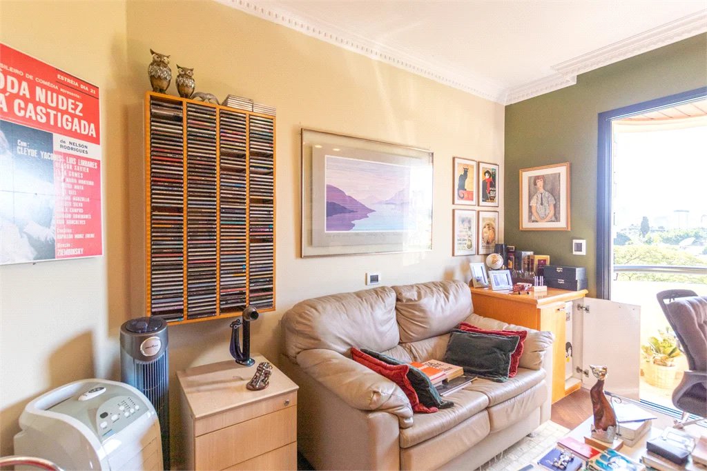 Apartamento à venda com 4 quartos, sendo 2 suítes, em Brooklin Paulista, São Paulo, SP
