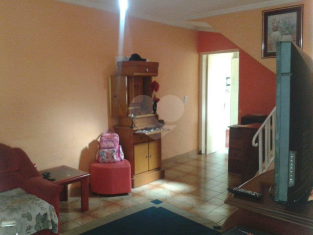 Sobrado à venda com 2 quartos em Parada Inglesa, São Paulo, SP