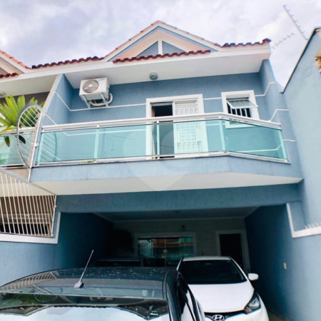 Sobrado à venda com 3 quartos, sendo 1 suíte, em Parada Inglesa, São Paulo, SP