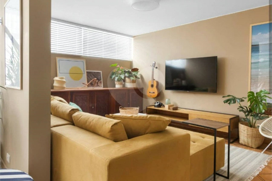 Sobrado à venda com 3 quartos, sendo 1 suíte, em Vila Mariana, São Paulo, SP