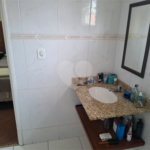 Casa à venda com 2 suítes em Vila Figueira, Suzano, SP