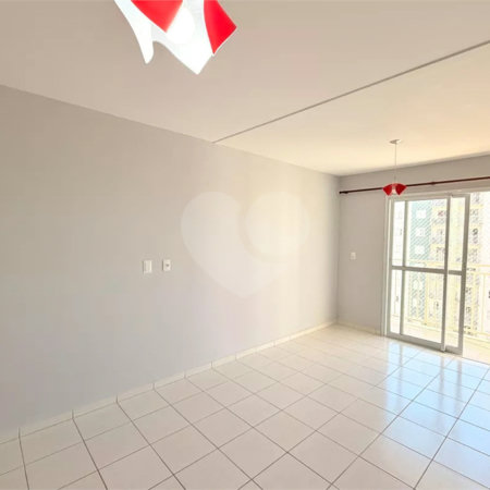 Apartamento à venda com 3 quartos em Jardim Tamoio, Jundiaí, SP