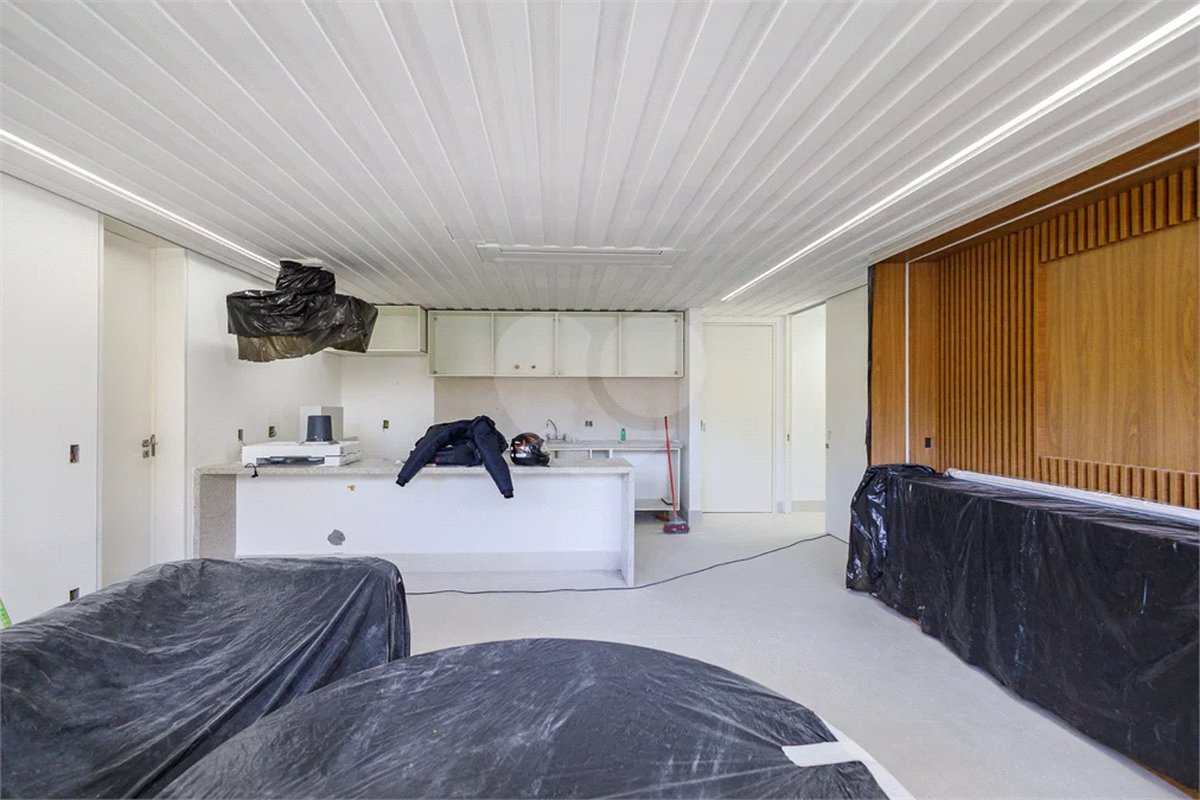 Casa em condomínio fechado no Jardim Europa ao lado do Iguatemi | 3 suítes | 4 vagas