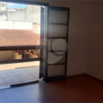 Sobrado à venda com 4 quartos, sendo 2 suítes,  em Vila Oliveira, Mogi das Cruzes, SP