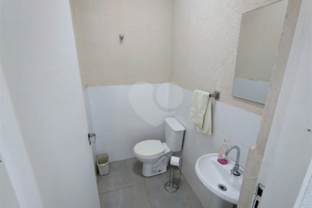 Casa à venda com 3 quartos, sendo 1 suíte,  em Horto Santo Antonio, Jundiaí, SP