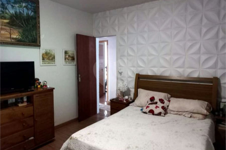 Casa à venda com 3 quartos em Campo Grande, Rio de Janeiro, RJ