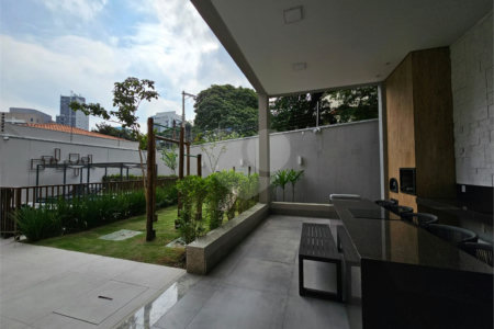Apartamento à venda ou para alugar com 1 quarto em Pinheiros, São Paulo, SP