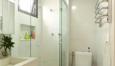 Apartamento à venda com 3 quartos, sendo 1 suíte,  em Vila Olímpia, São Paulo, SP