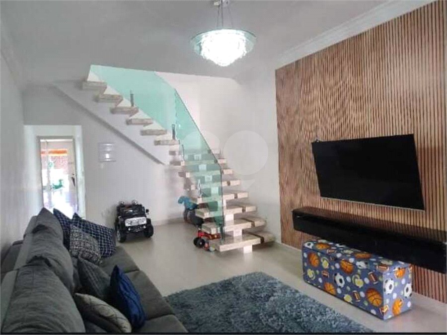 Casa à venda com 2 quartos, sendo 1 suíte,  em Vila Miranda, Itaquaquecetuba, SP