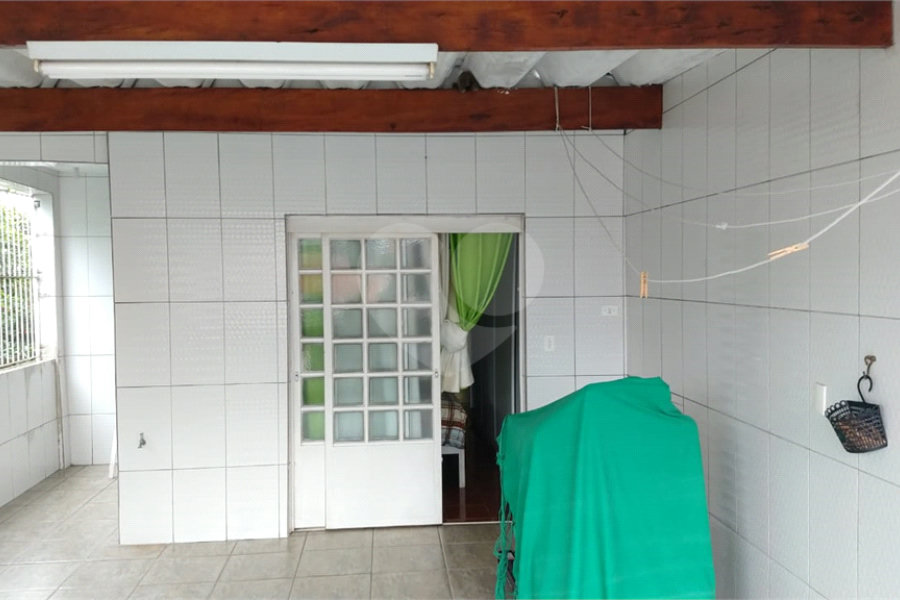Sobrado à venda com 4 quartos, sendo 1 suíte,  em Parque Edu Chaves, São Paulo, SP