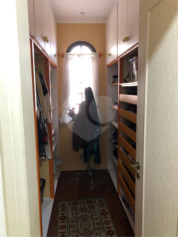 Sobrado à venda com 5 quartos, sendo 3 suítes, em Tremembé, São Paulo, SP