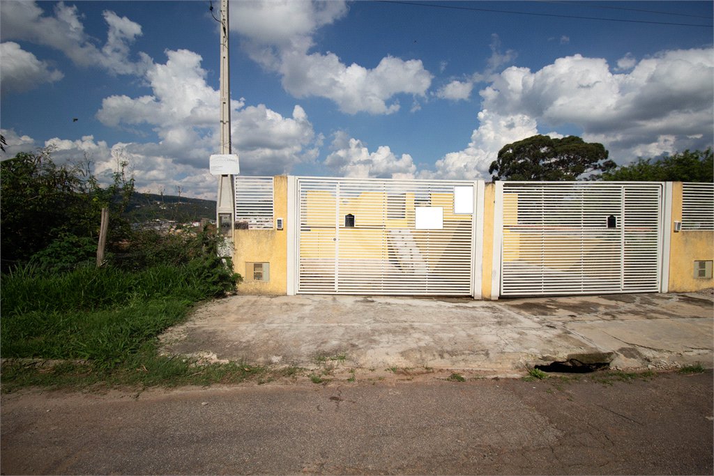 Sobrado à venda com 2 quartos, sendo 1 suíte, em Jardim Boa Vista, São Roque, SP