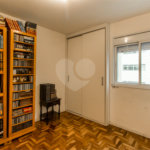 Apartamento à venda com 3 quartos, sendo 1 suíte, em Santo Amaro, São Paulo, SP