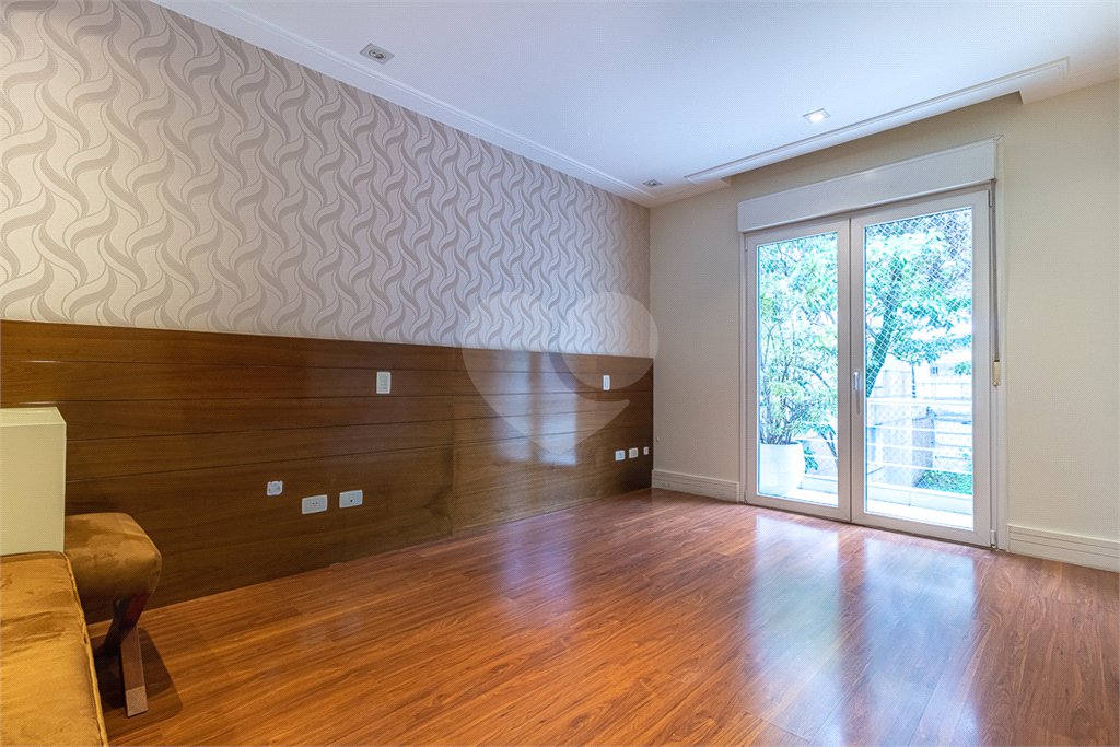 Casa à venda com 4 suítes no condomínio Las Cumbres, São Paulo - SP