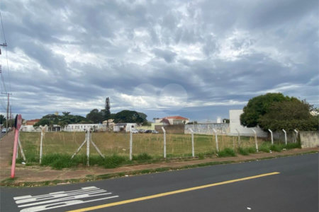 Terreno à venda em Vila Xavier (vila Xavier), Araraquara, SP