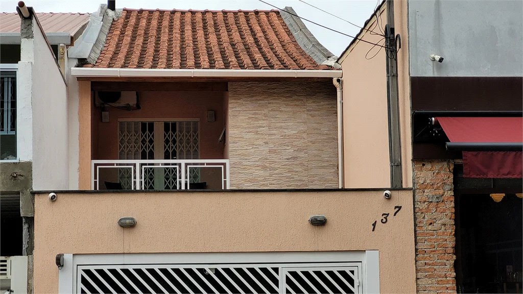 Sobrado à venda com 3 quartos, sendo 1 suíte, em Vila Romana, São Paulo, SP