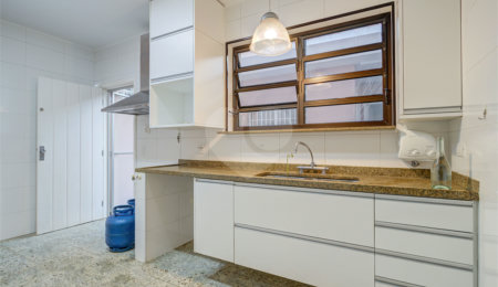 Sobrado à venda com 3 quartos, sendo 1 suíte,  em Jardim Petrópolis, São Paulo, SP