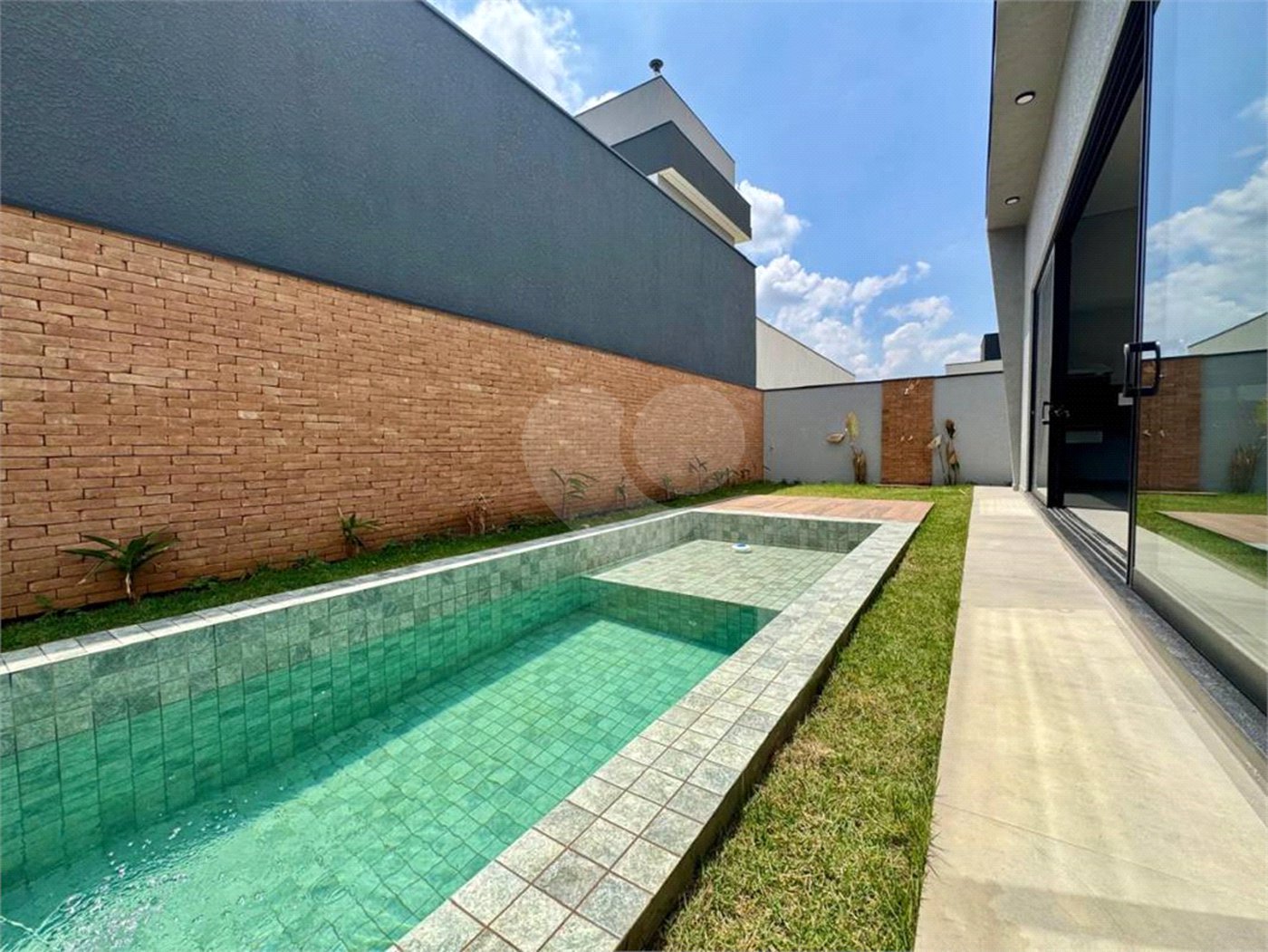 Casa à venda com 3 suítes no condomínio Alphaville Castello Itu, Itu - SP