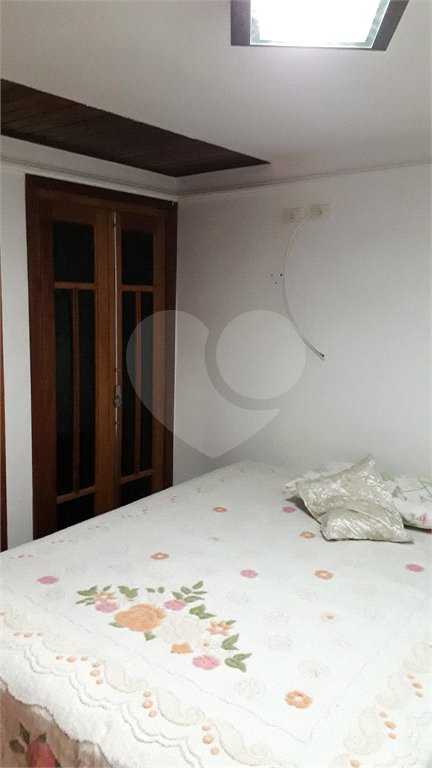Casa à venda com 3 quartos, sendo 1 suíte, no condomínio Barbará Ii, São Paulo - SP