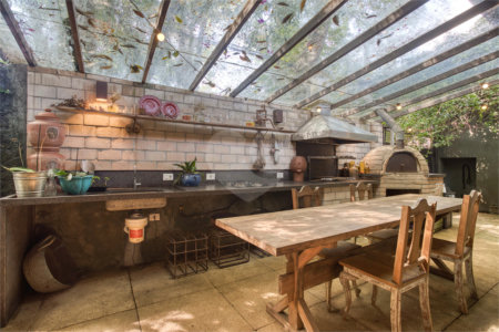 Casa à venda com 4 quartos, sendo 2 suítes, em Alto da Boa Vista, São Paulo, SP