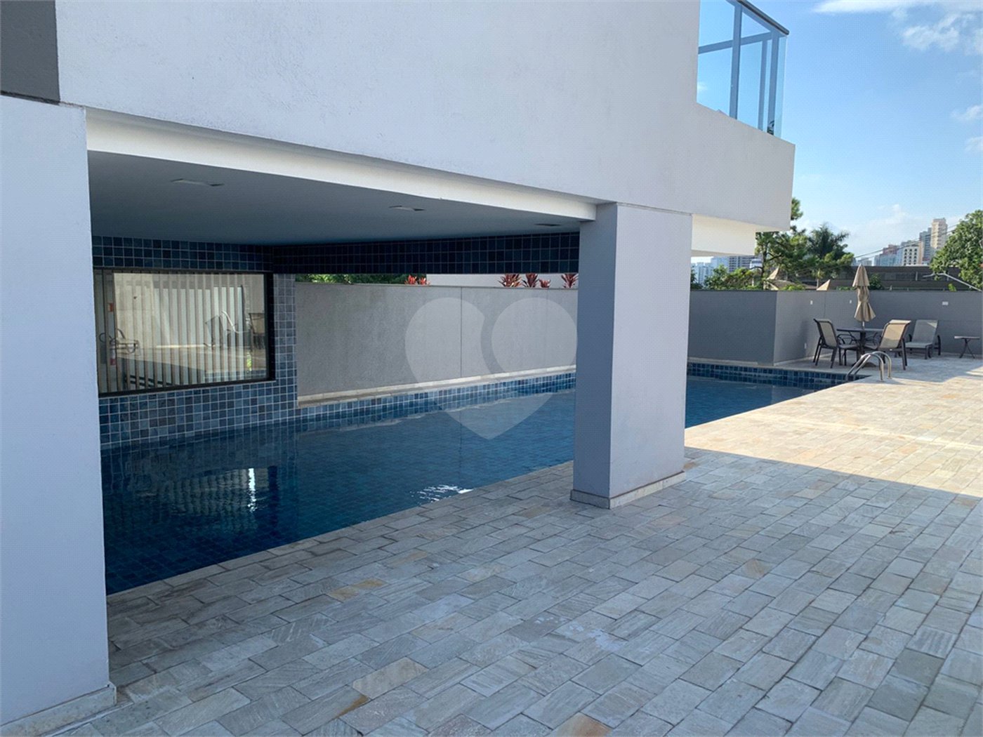 Apartamento à venda com 3 quartos, sendo 2 suítes, em Mirandópolis, São Paulo, SP