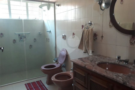 Casa à venda ou para alugar com 3 quartos, sendo 1 suíte, em Jardim Maria Trindade, São Roque, SP