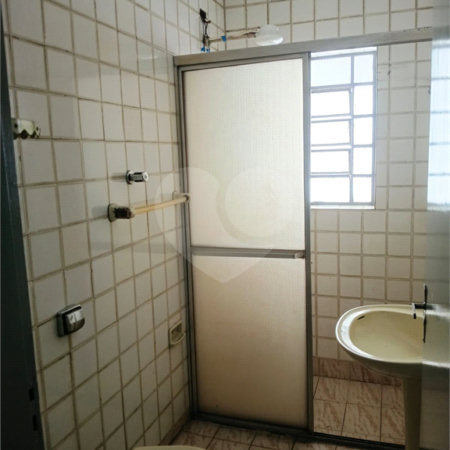 Sobrado à venda com 3 quartos, sendo 1 suíte,  no Centro, Santo André, SP