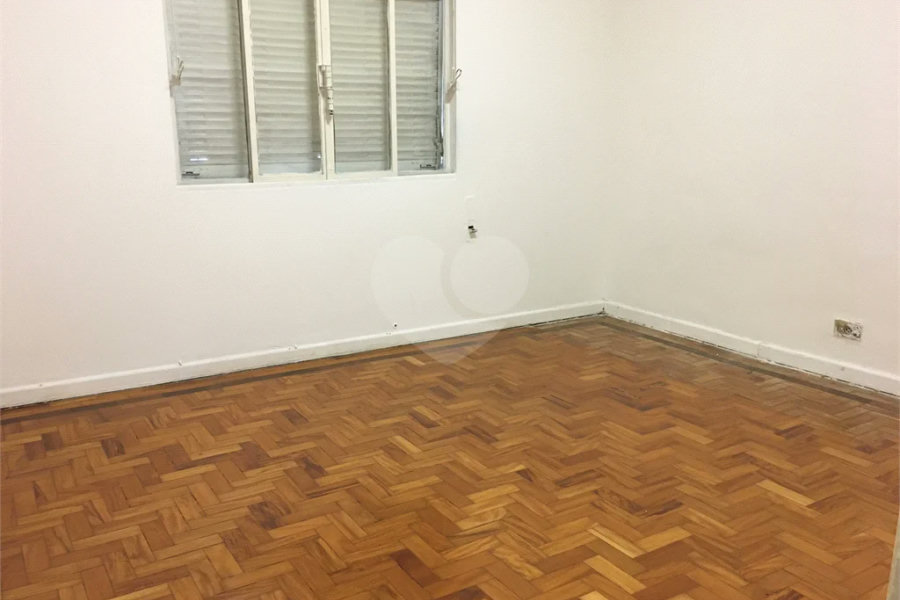 Casa à venda com 3 quartos, sendo 1 suíte, em Jardim São Paulo(zona Norte), São Paulo, SP