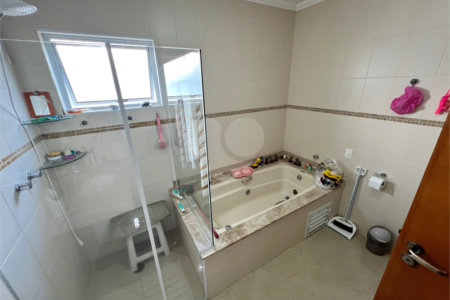 Casa à venda com 4 suítes no condomínio Residencial Cantareira, São Paulo - SP