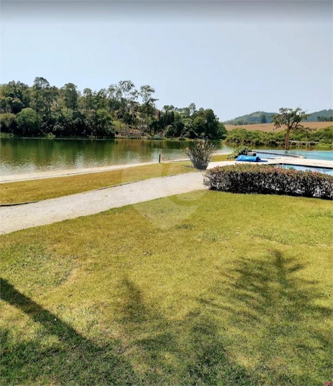 Casa à venda ou para alugar com 5 quartos, sendo 4 suítes,  no condomínio Equilibrium, Atibaia - SP