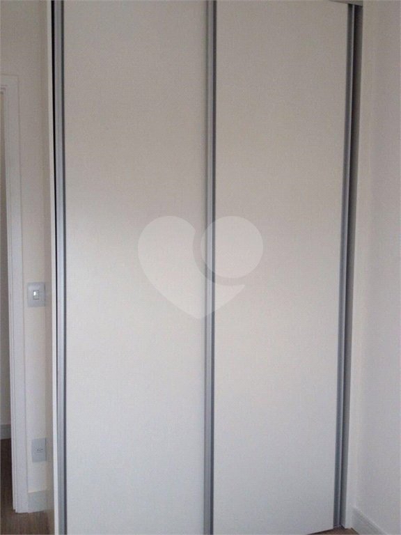 Apartamento à venda com 3 quartos, sendo 1 suíte,  em Jardim Parque Morumbi, São Paulo, SP