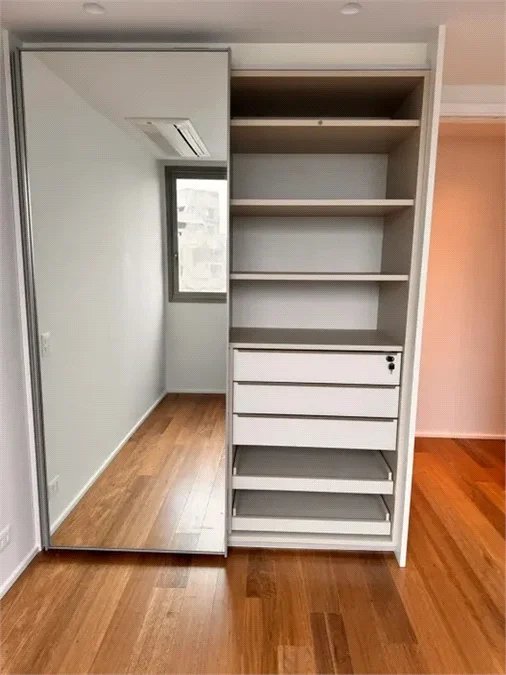 Apartamento para alugar com 4 quartos, sendo 3 suítes, em Pinheiros, São Paulo, SP