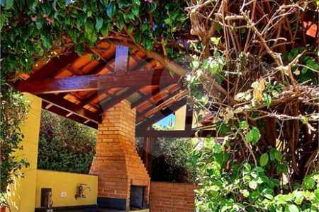 Casa à venda com 4 quartos, sendo 2 suítes, no condomínio Santo Antonio I, Itu - SP